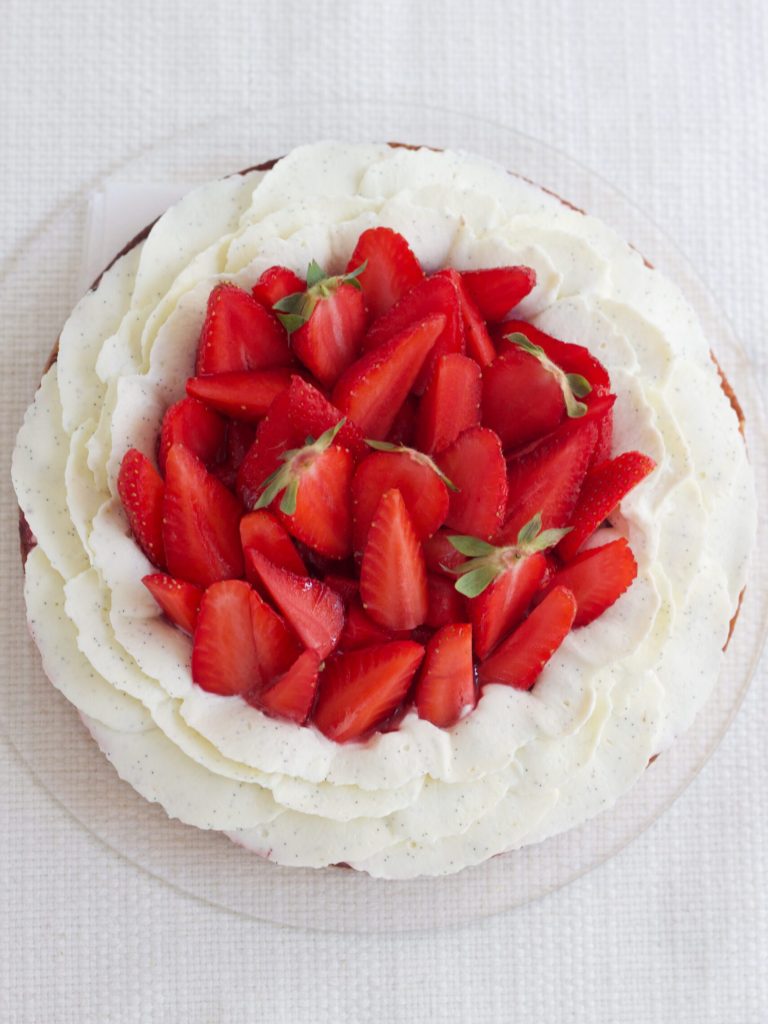 Gluten-free strawberry tart from above